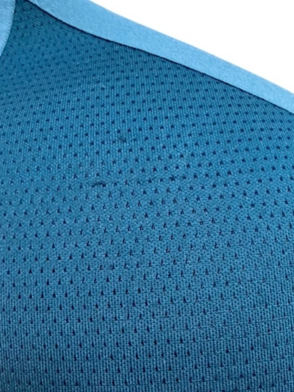 Nike Blue Sports Bra - Racerback, Perforated Back, Adjustable Straps - Picture 14 of 15